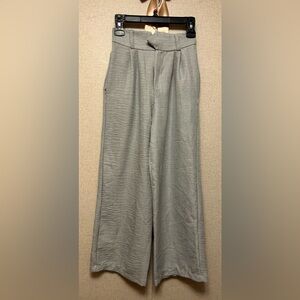 Monteau Gray Wide-Leg Pants